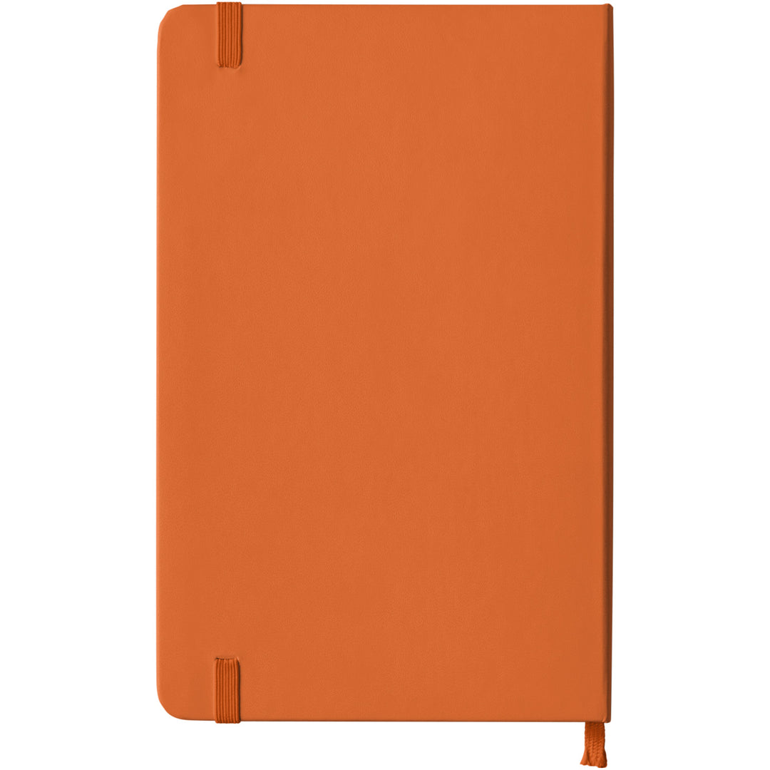 Taccuino Un'altro Notebook di cui non ho bisogno dell'album Me lo segno di Diari di brodo: copertina soft touch in 8 colori, con chiusura e segnalibro coordinati