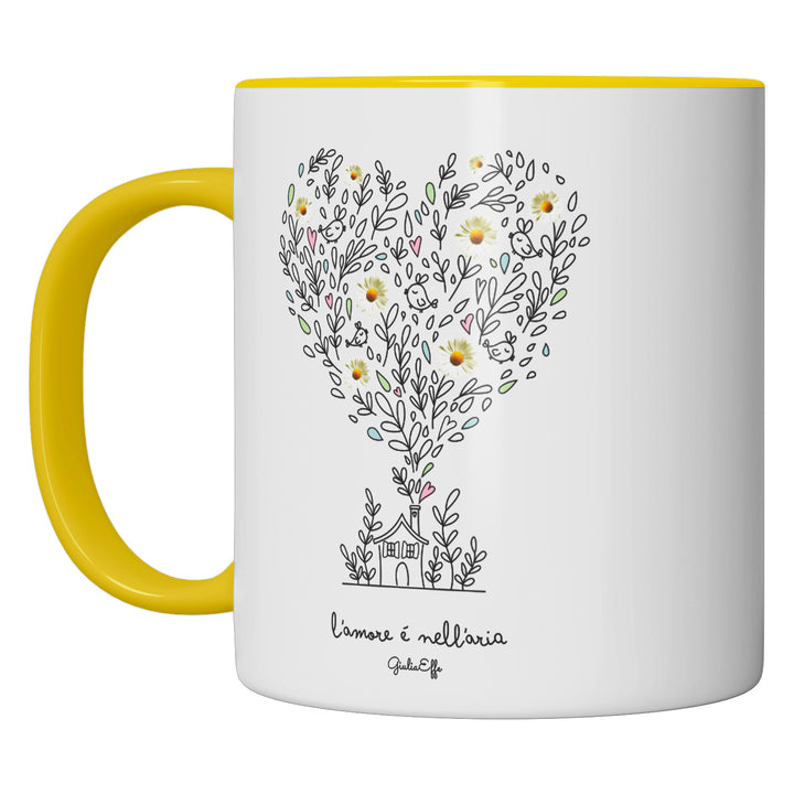 Tazza in ceramica L'amore è nell'aria dell'album Creatività su ceramica di GiuliaEffe perfetta idea regalo